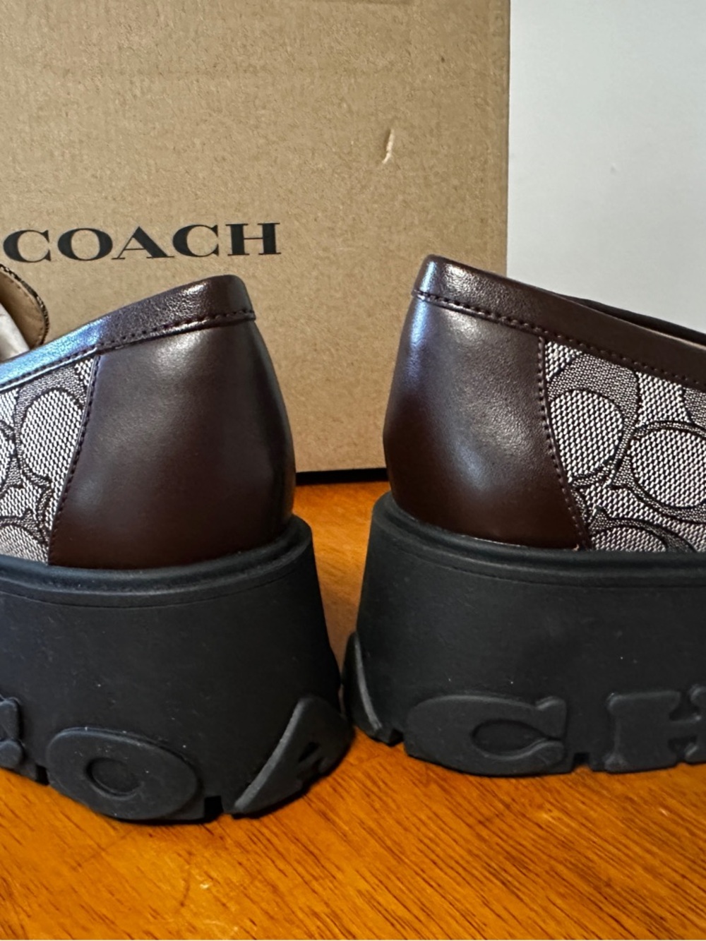 Coach Ruthie loafers in signature jacquard women’s size 8 - Picture 11 of 12